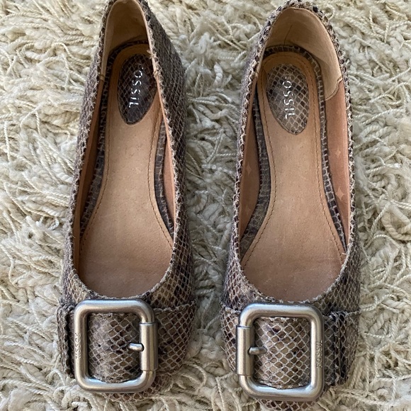 Fossil Snake Reptile Print with Silver Buckles Slip-Ons Flats Women’s Size 5.5 - Picture 4 of 10